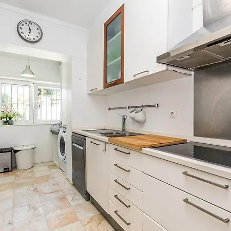 Villa Estoril Beach Villa *