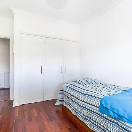 Estoril Beach Villa *